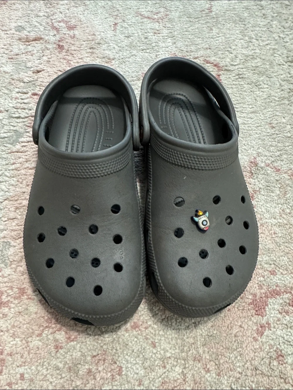 Classic clogs CROCS gray. M8 or W10 with rocket Jibbitz
